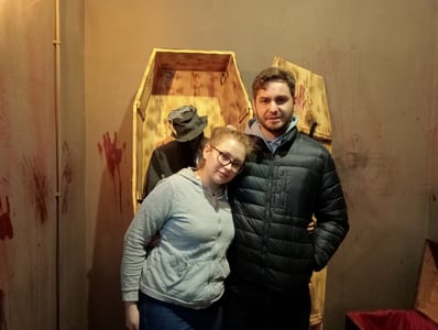 Malarz żył w trójkącie?