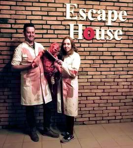 Szalony sanitariusz!