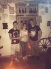 Ciekawe czy w przeszłości też słuchali dubstepu?