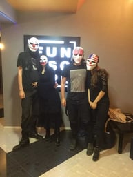 Klaun w krzywym zwierciadle