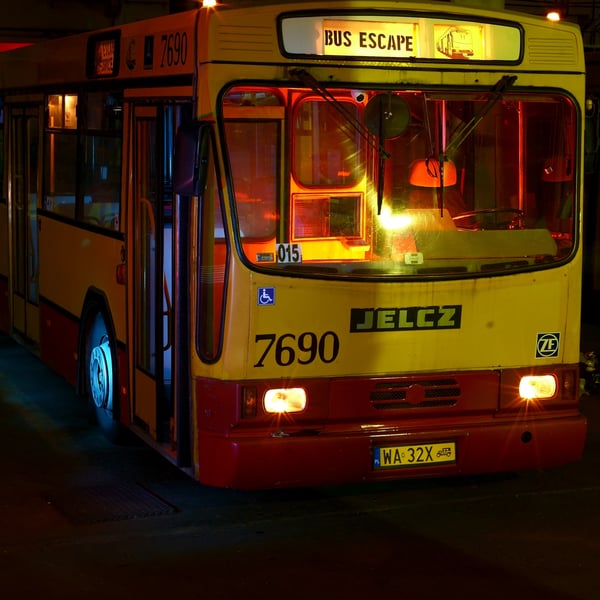 Escape room bus